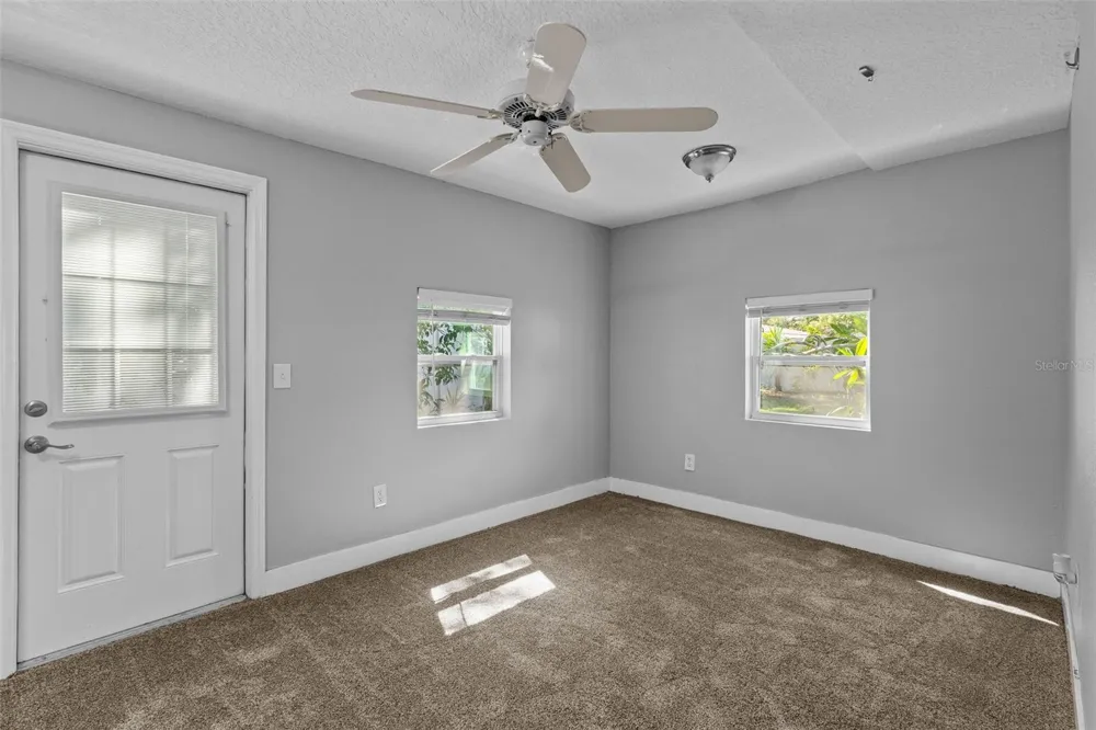4402 W TRILBY AVENUE Tampa, FL 33616