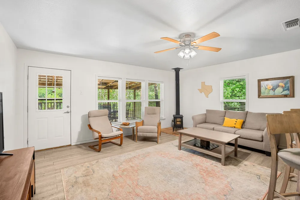 770 River Road Lampasas, TX 76550