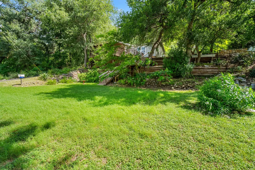 770 River Road Lampasas, TX 76550