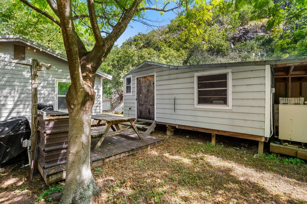 770 River Road Lampasas, TX 76550