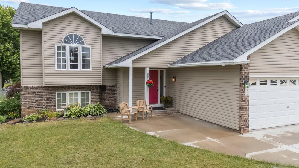 845 Plum Tree Lane Somerset, WI 54025