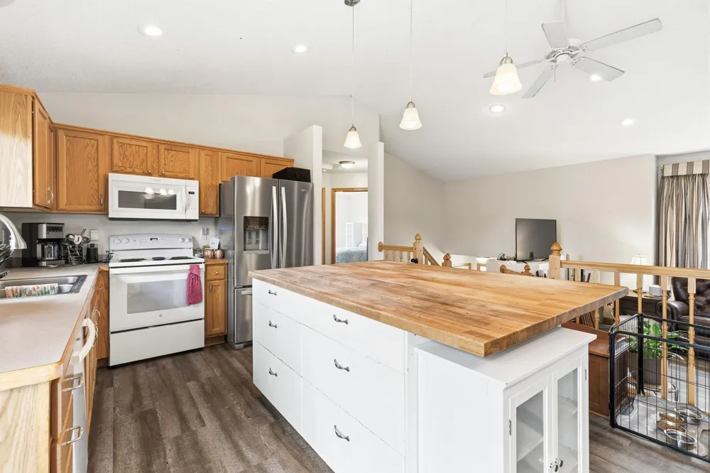845 Plum Tree Lane Somerset, WI 54025