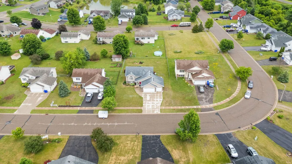845 Plum Tree Lane Somerset, WI 54025