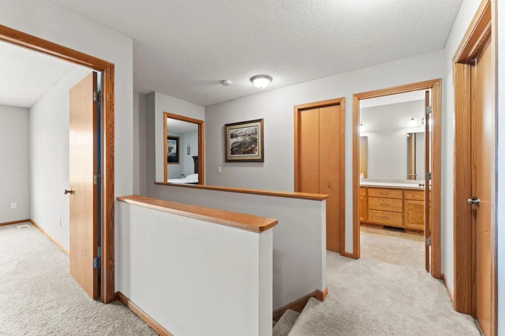345 Roosevelt Street S #H Cambridge, MN 55008