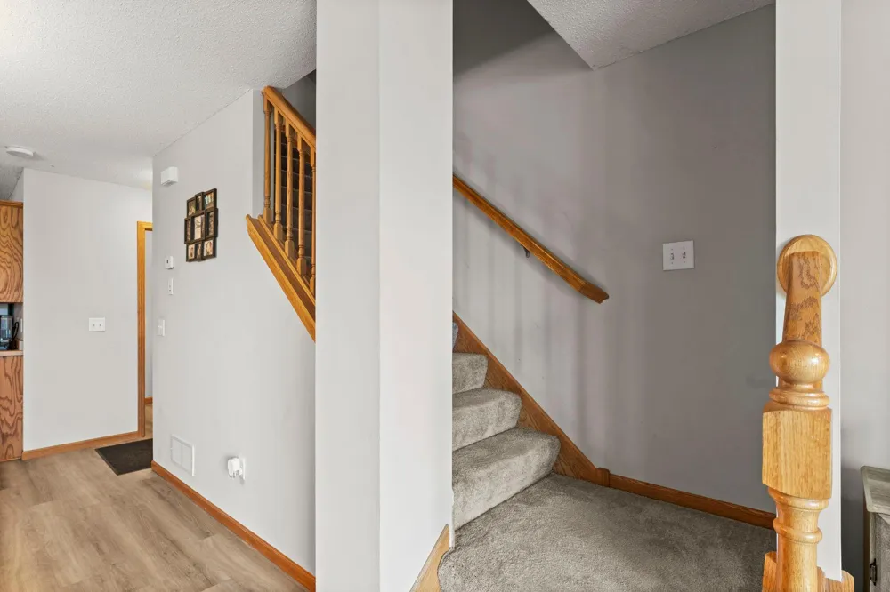 345 Roosevelt Street S #H Cambridge, MN 55008