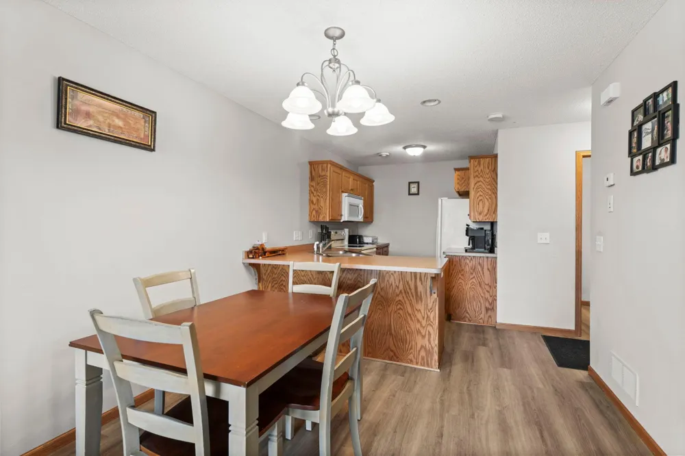345 Roosevelt Street S #H Cambridge, MN 55008