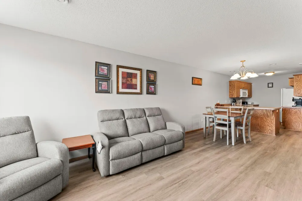 345 Roosevelt Street S #H Cambridge, MN 55008