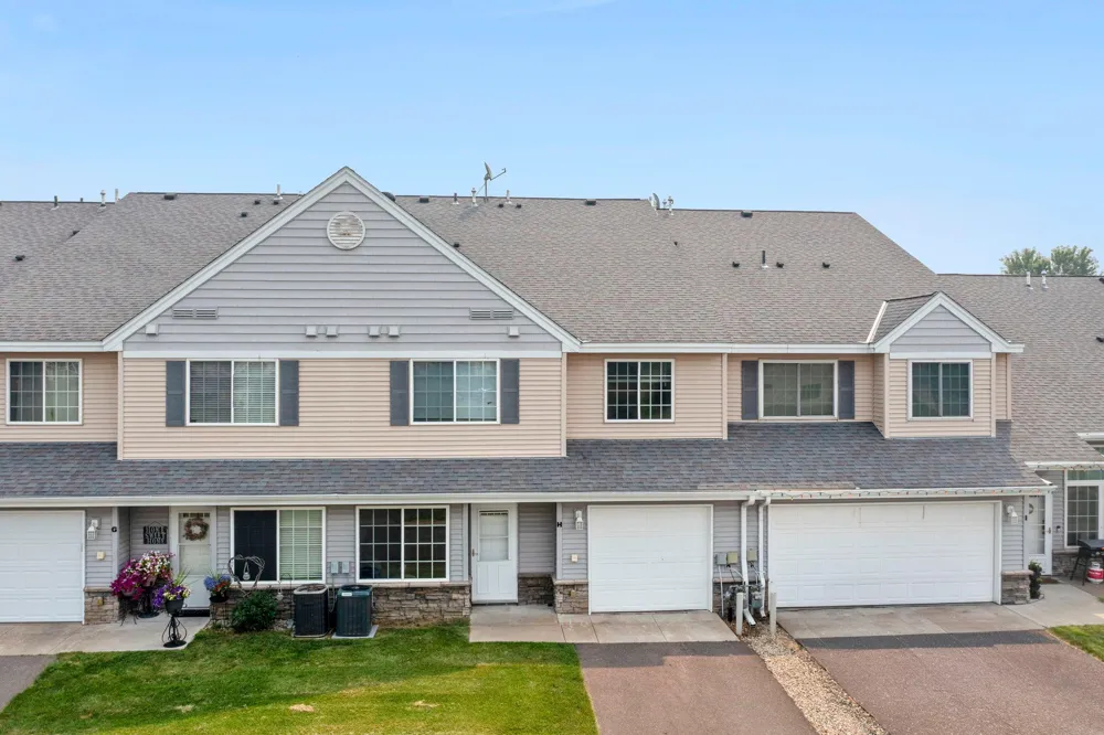 345 Roosevelt Street S #H Cambridge, MN 55008