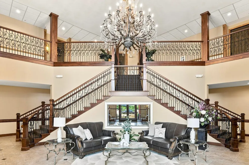 150 E Travelers Trail #323 Burnsville, MN 55337