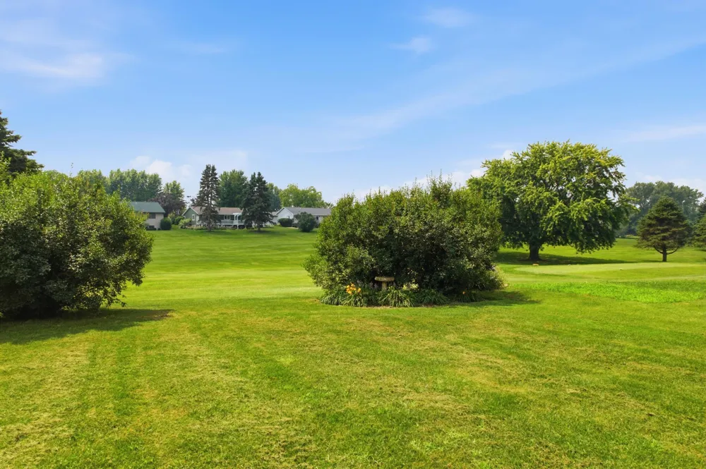220 Country Club Drive Lewiston, MN 55952