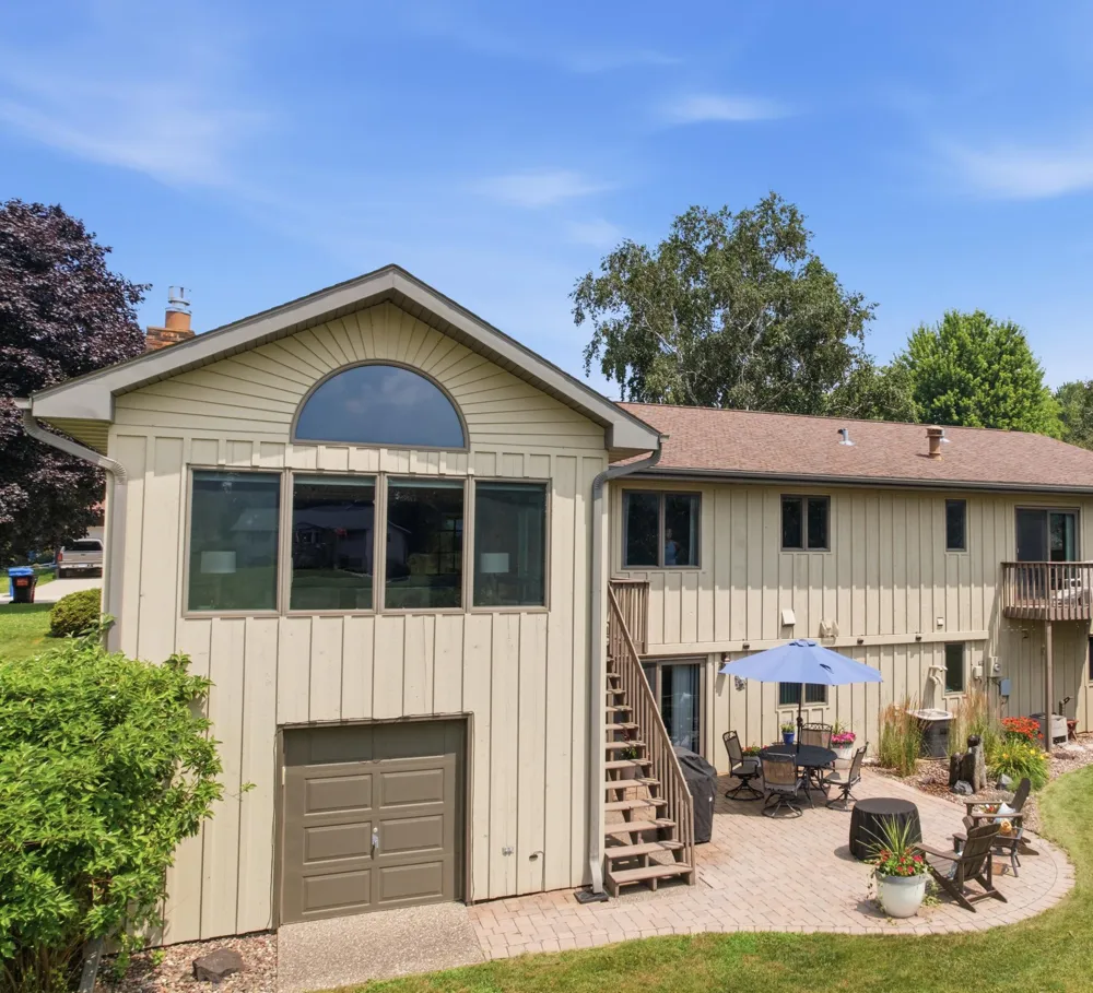 220 Country Club Drive Lewiston, MN 55952