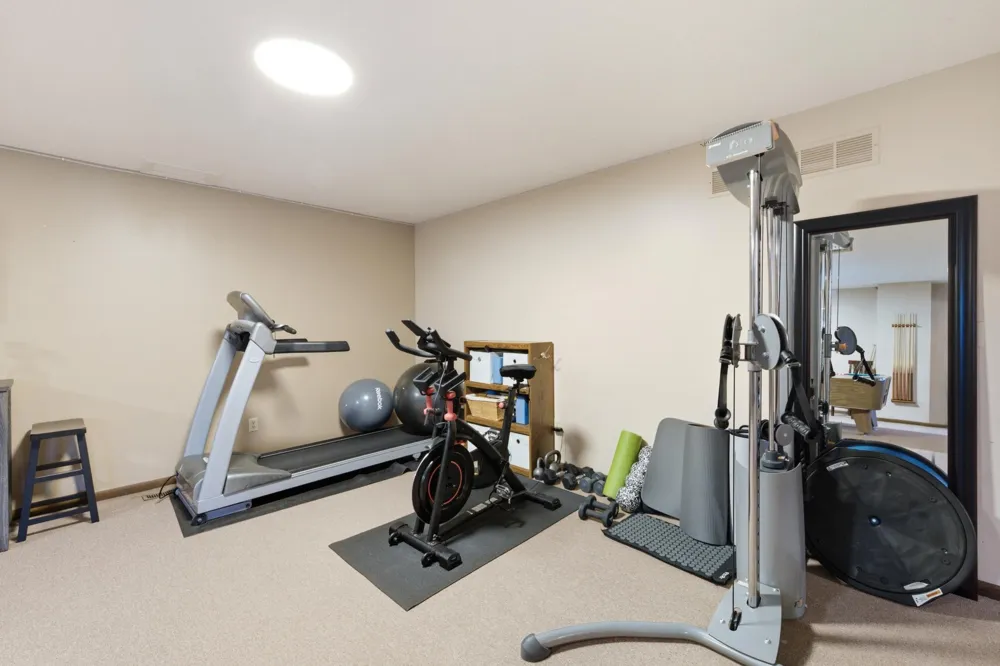 220 Country Club Drive Lewiston, MN 55952