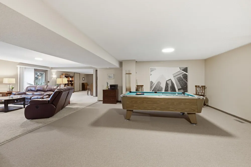 220 Country Club Drive Lewiston, MN 55952