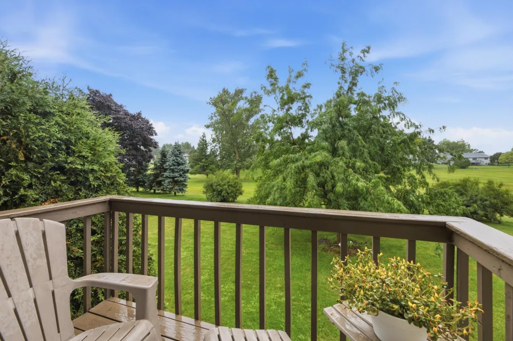 220 Country Club Drive Lewiston, MN 55952