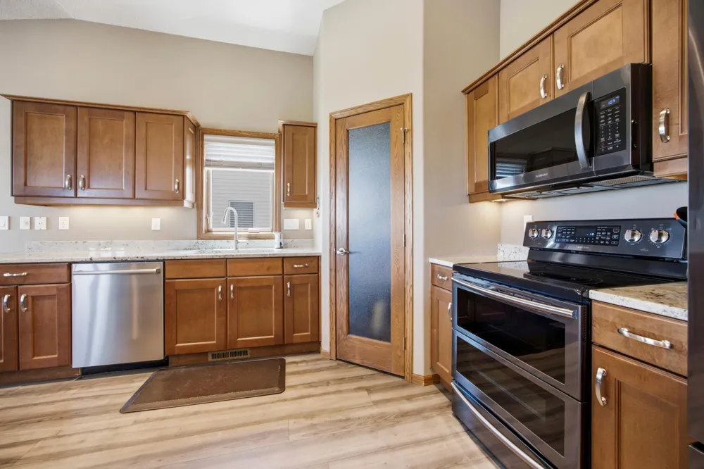1831 Cypress Way West Fargo, ND 58078