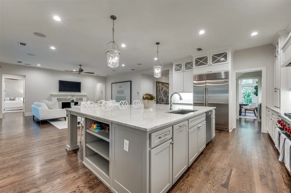 6655 Avian Drive Dallas, TX 75230