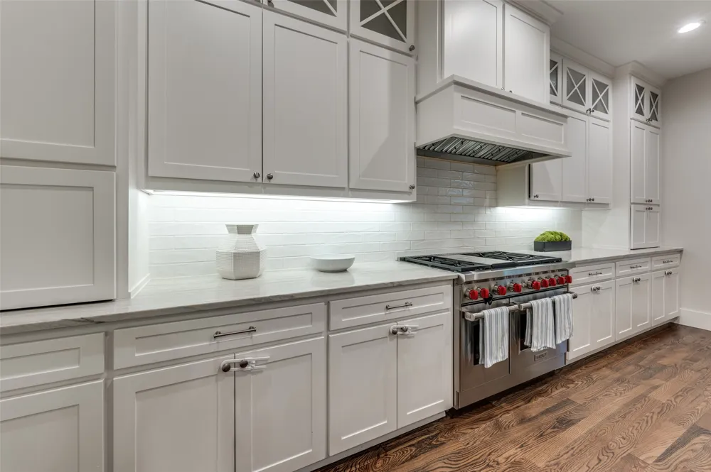 6655 Avian Drive Dallas, TX 75230