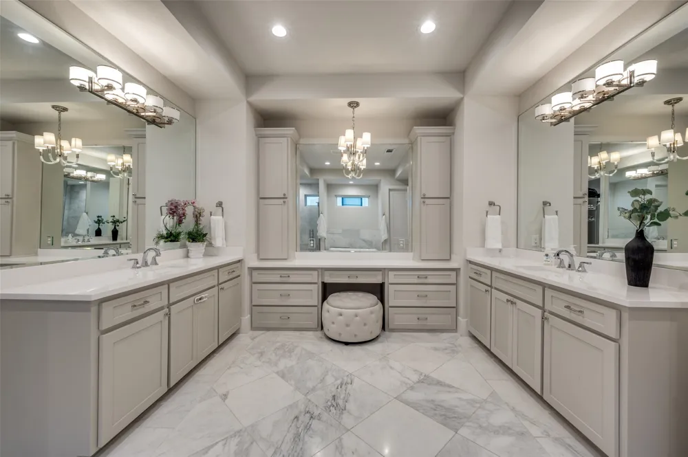 6655 Avian Drive Dallas, TX 75230