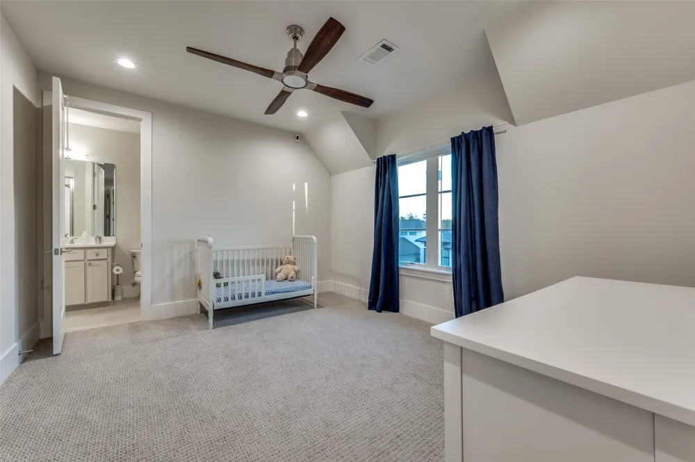 6655 Avian Drive Dallas, TX 75230
