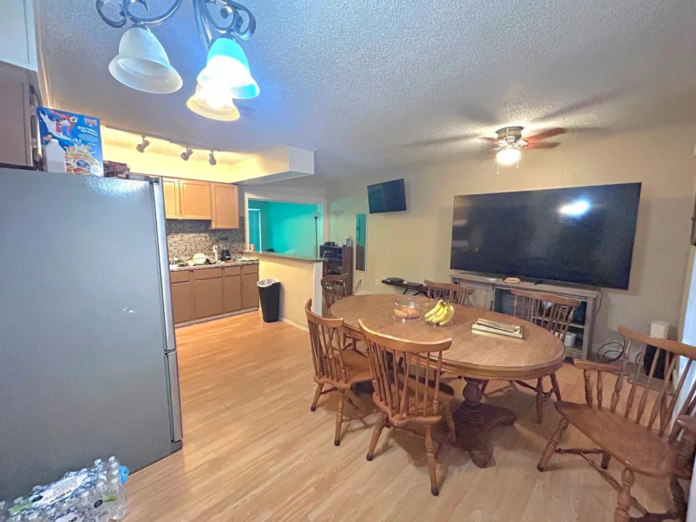 222 Pennsylvania Street Houston, TX 77029
