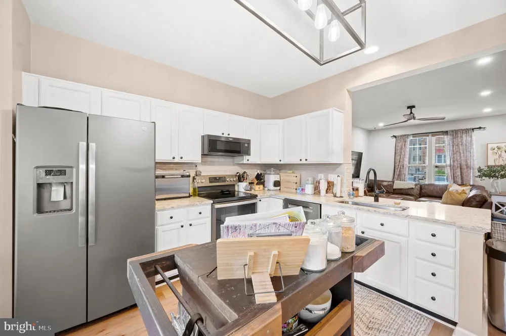 7005 MANAHOAC PLACE Gainesville, VA 20155