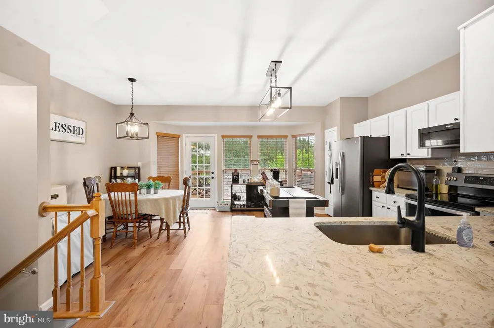 7005 MANAHOAC PLACE Gainesville, VA 20155