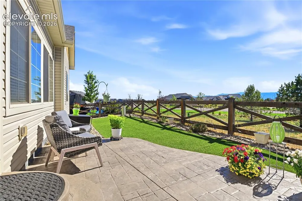 6338 Moate Lane Colorado Springs, CO 80927