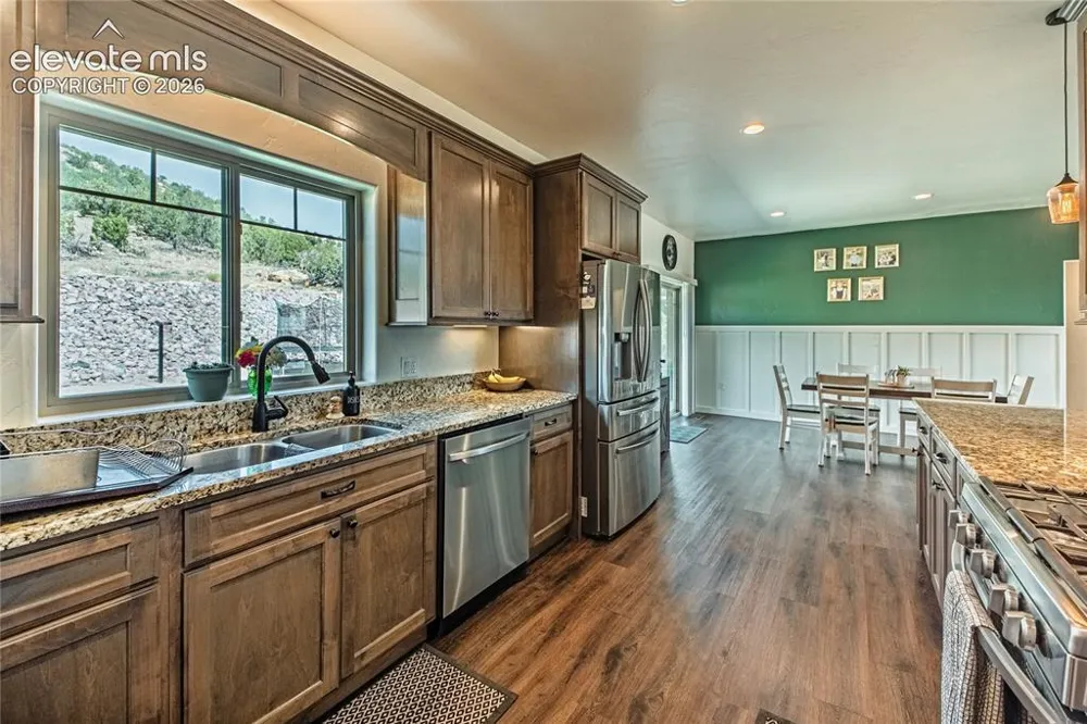 585 Twin Pines Avenue Rockvale, CO 81244