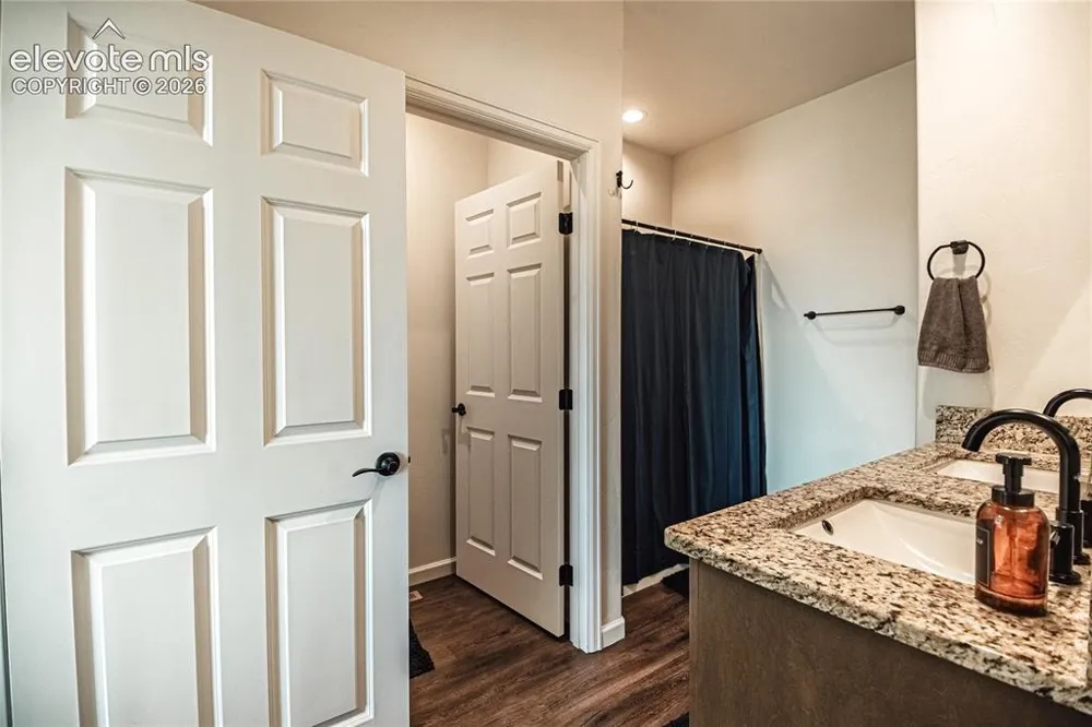 585 Twin Pines Avenue Rockvale, CO 81244