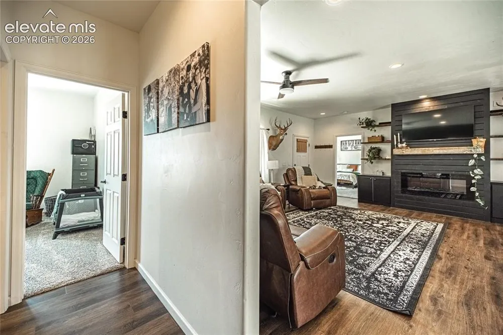 585 Twin Pines Avenue Rockvale, CO 81244