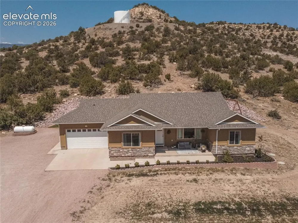 585 Twin Pines Avenue Rockvale, CO 81244