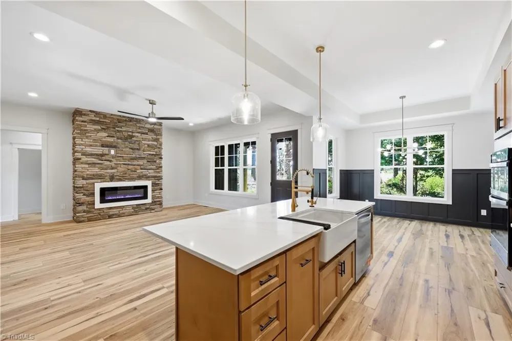1520 Pack Lane Mebane, NC 27302