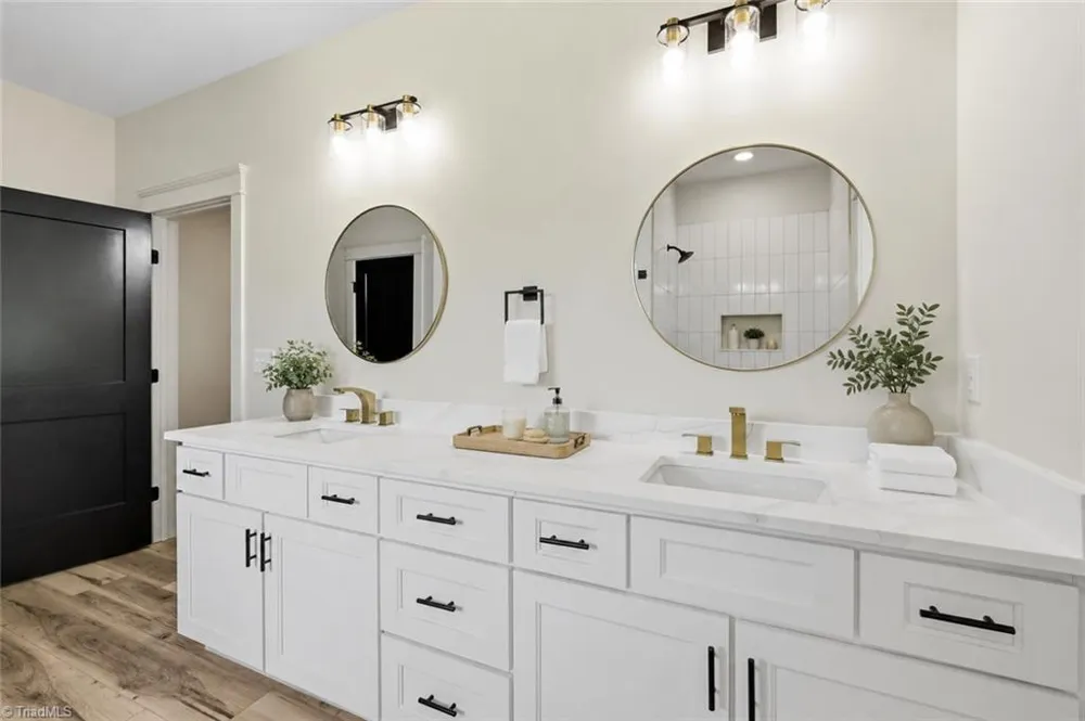 1520 Pack Lane Mebane, NC 27302