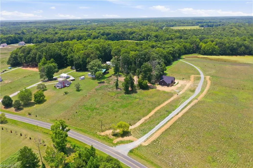 1520 Pack Lane Mebane, NC 27302