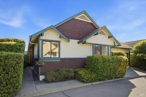 1409 Morning Glory Drive