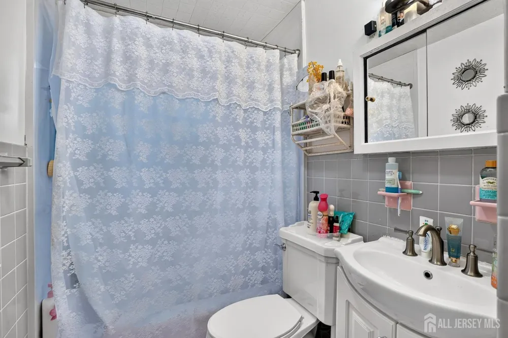 308 Skene Drive South Plainfield, NJ 07080