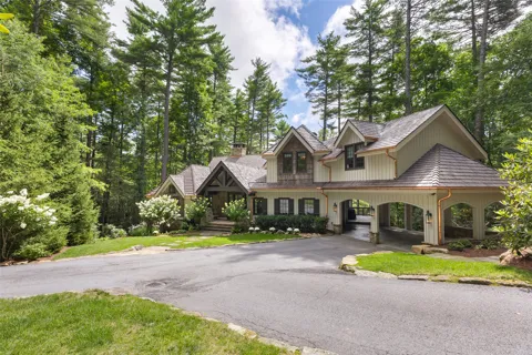 288 Cherokee View