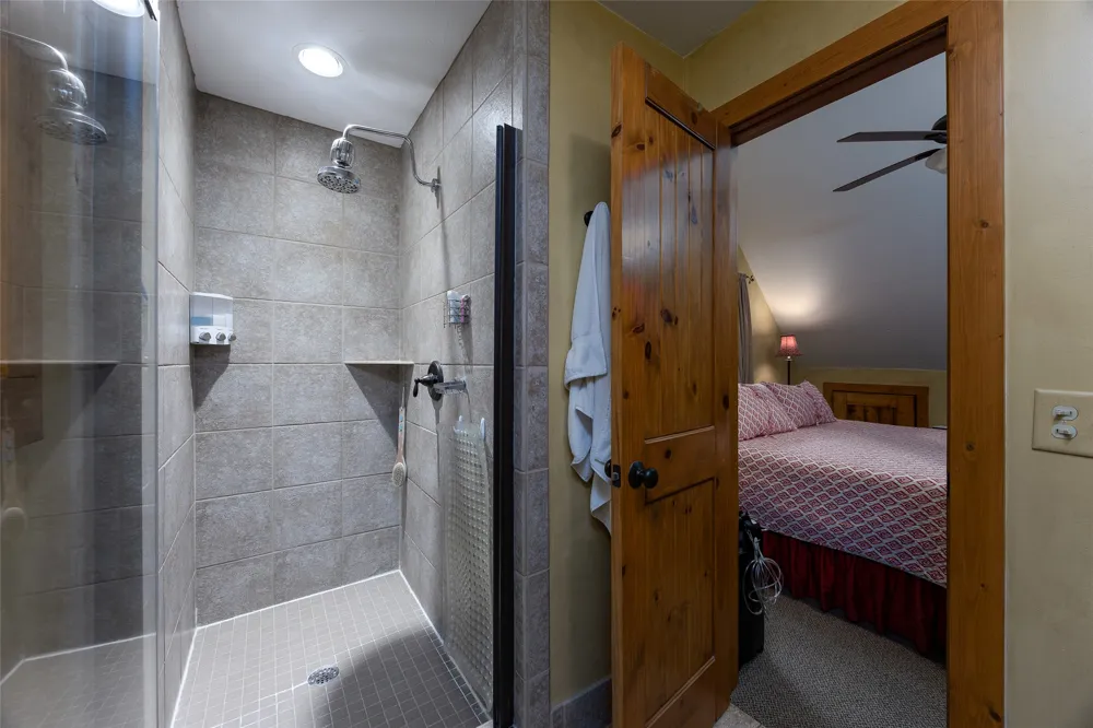 195 Hanging Rock Road Glenville, NC 28736