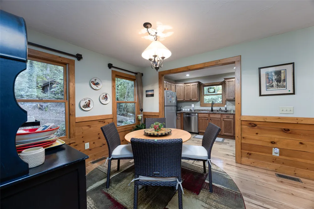 195 Hanging Rock Road Glenville, NC 28736