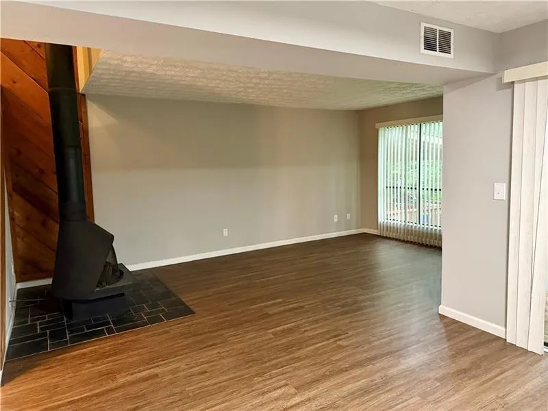 1059 Mariners Drive Stone Mountain, GA 30083