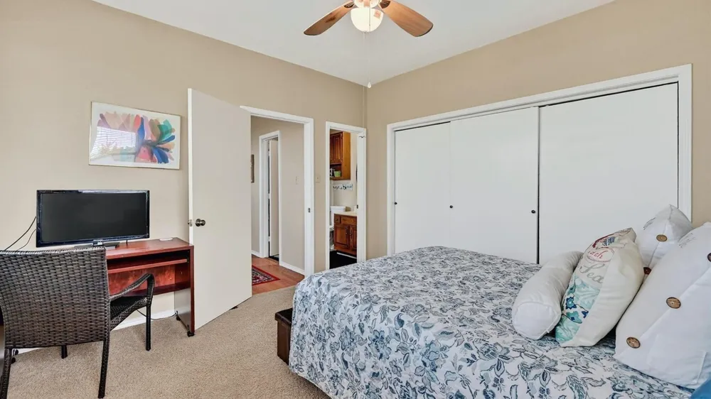 2116 Tanglewood Boulevard #B2010 Pottsboro, TX 75076