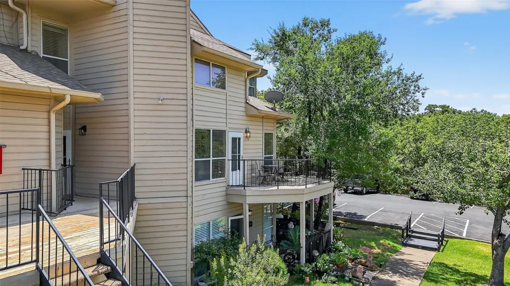 2116 Tanglewood Boulevard #B2010 Pottsboro, TX 75076