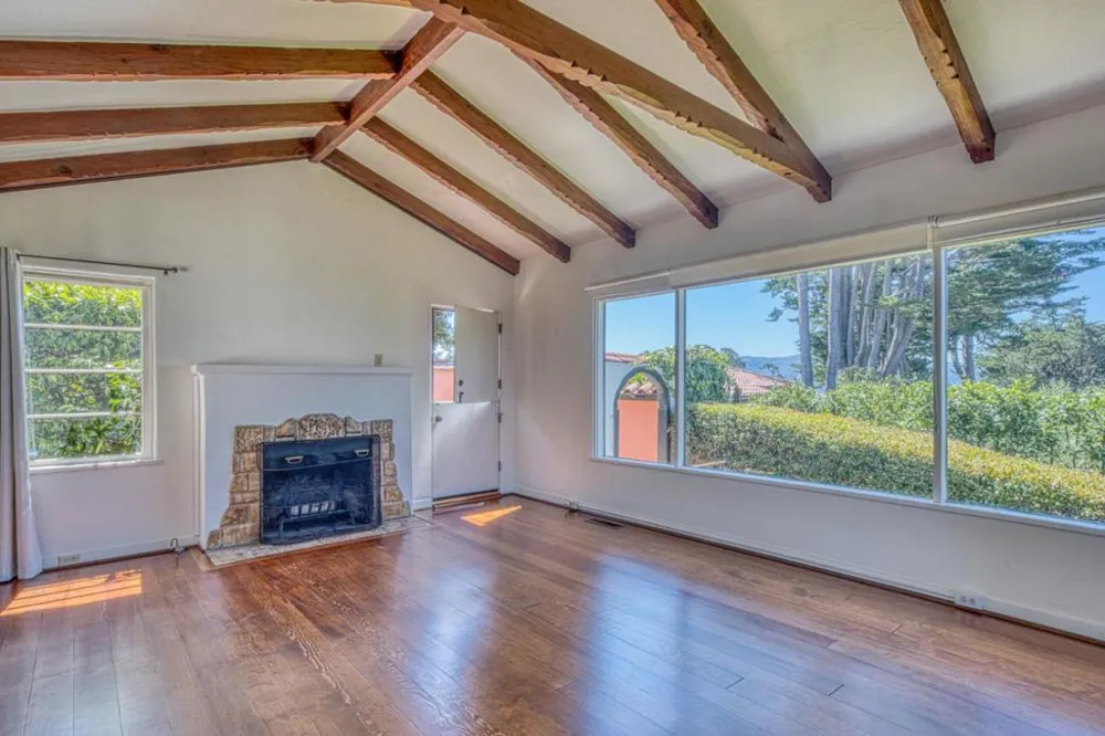 24489 San Mateo Avenue Carmel, CA 93923