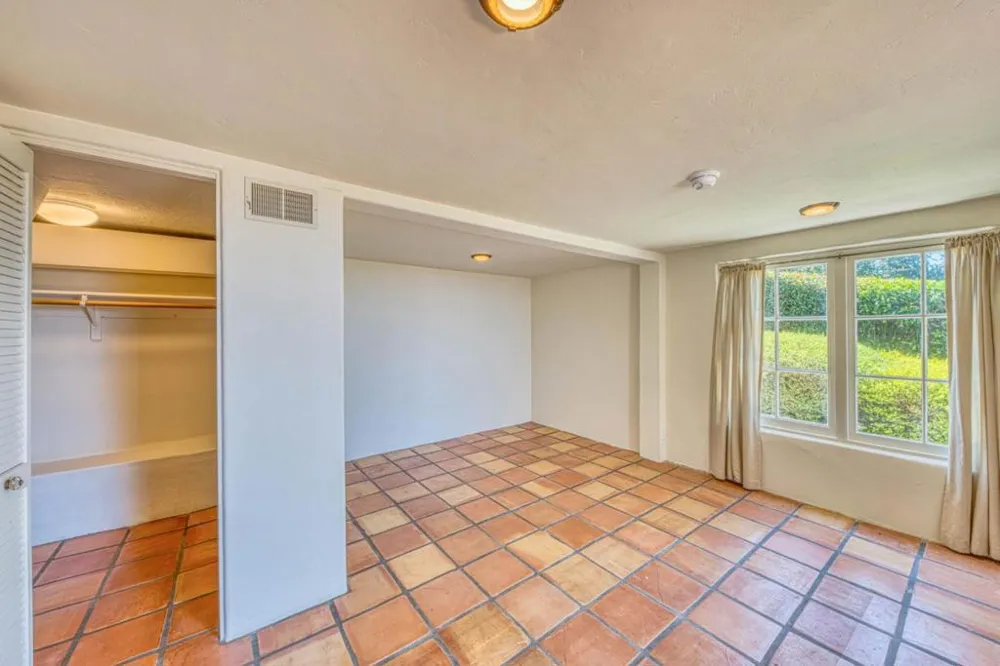 24489 San Mateo Avenue Carmel, CA 93923