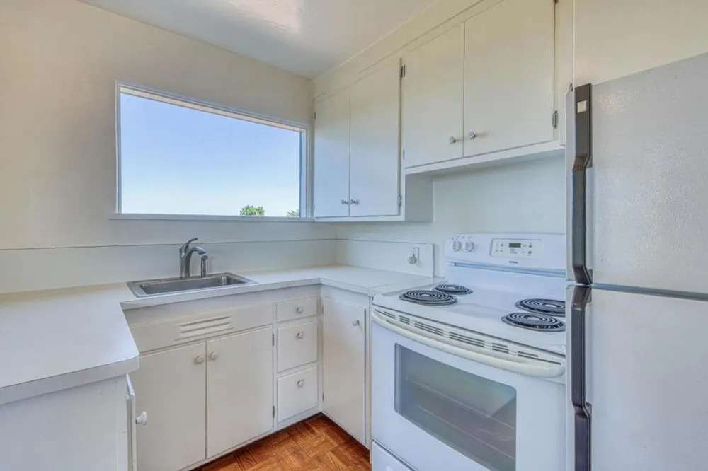 24489 San Mateo Avenue Carmel, CA 93923