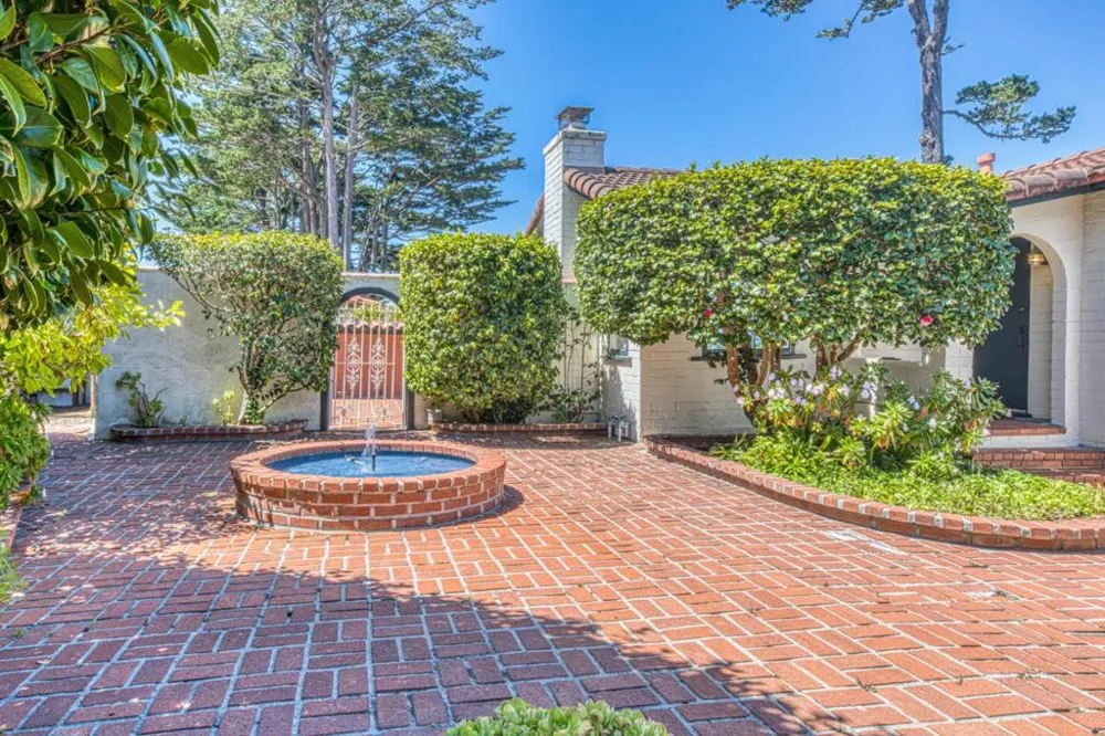 24489 San Mateo Avenue Carmel, CA 93923