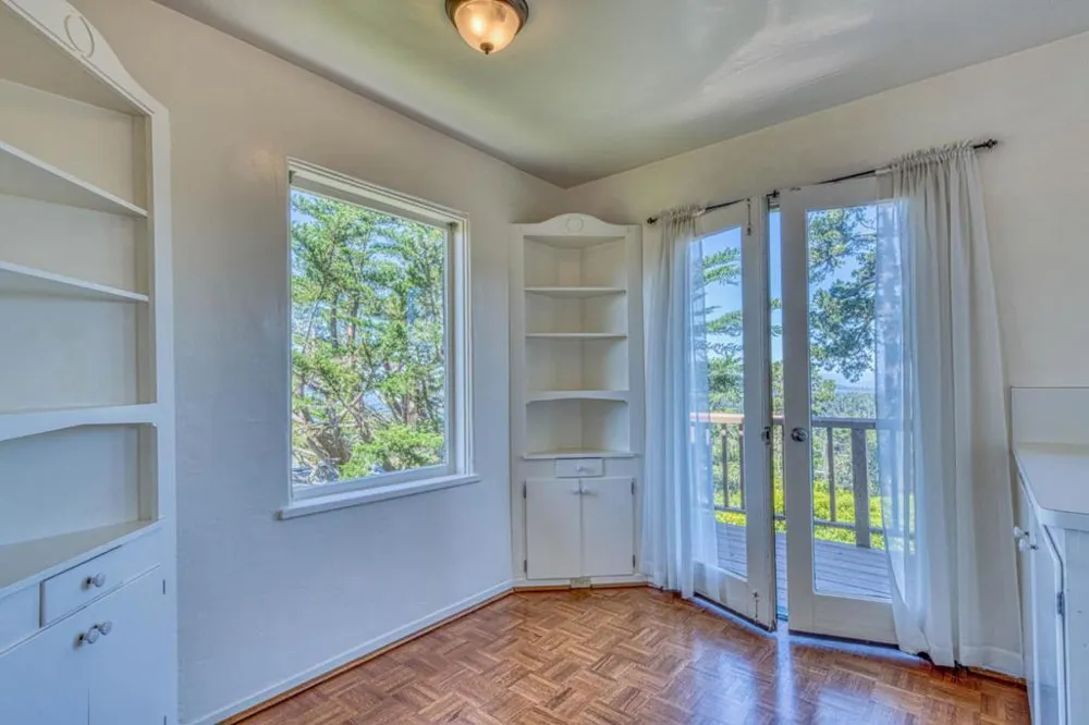 24489 San Mateo Avenue Carmel, CA 93923