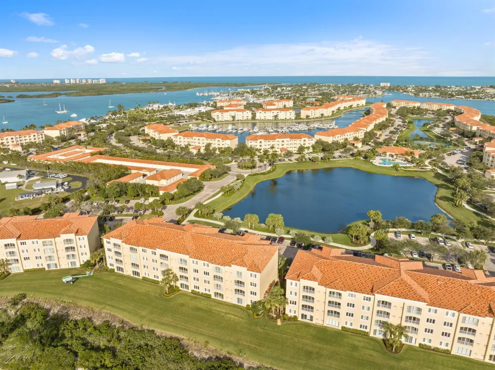 33 Harbour Isle Drive W #201 Fort Pierce, FL 34949