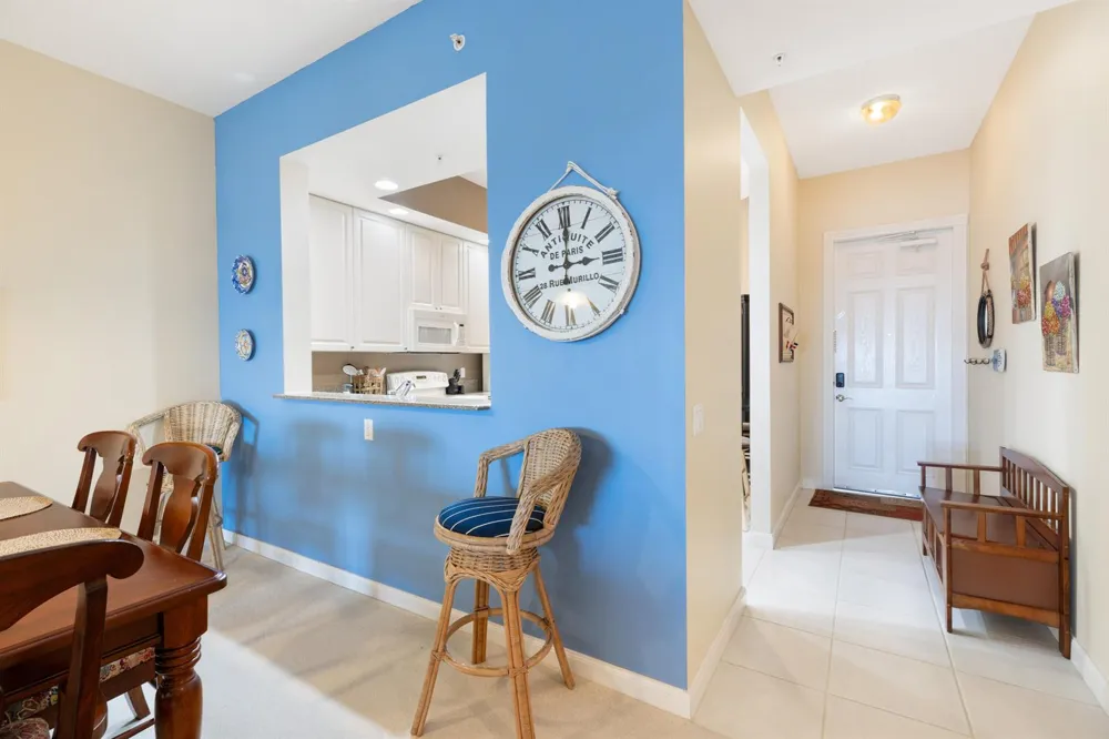 33 Harbour Isle Drive W #201 Fort Pierce, FL 34949