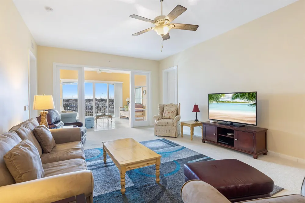 33 Harbour Isle Drive W #201 Fort Pierce, FL 34949